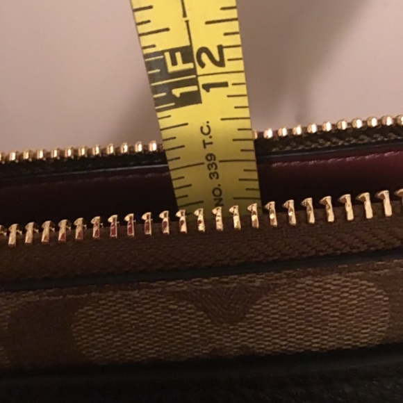 🔥🔥NWOT, AUTHENTIC COACH BAG, GORGEOUS 18 inches x 12 inches - Picture 11 of 11